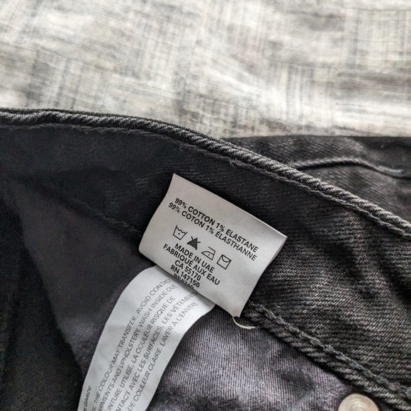 Stevie Tapered Jean in Black - Picture 6 of 10